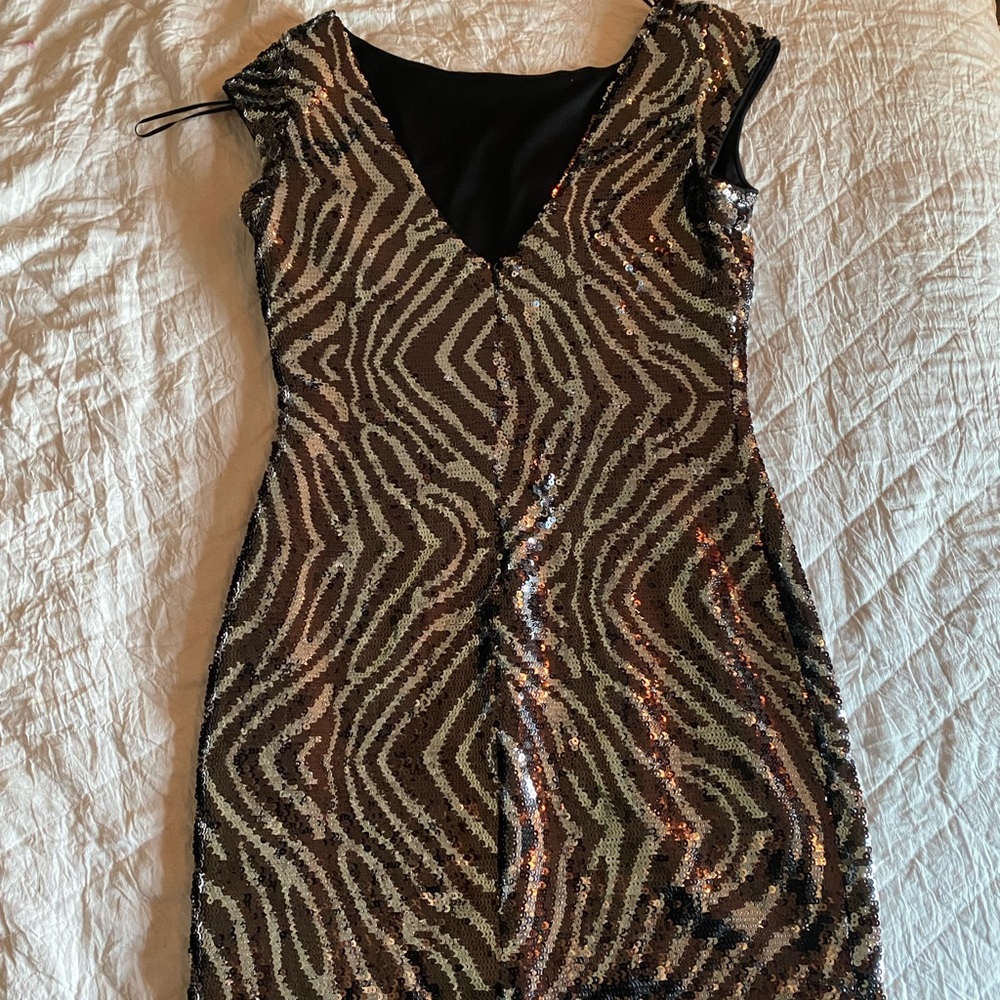 Women’s dress